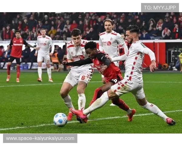 科隆1-1圣保利，保级战平局收场